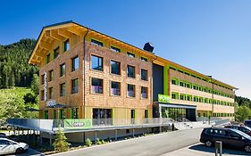 Explorer Hotel Bad Kleinkirchheim